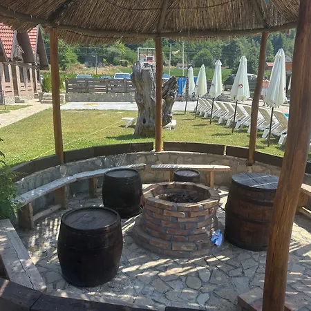 Kucica Na Drini Kod Pistaca *